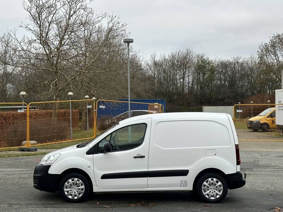 Peugeot Partner 1,6 BlueHDi 100 L1 Flex Van 5d