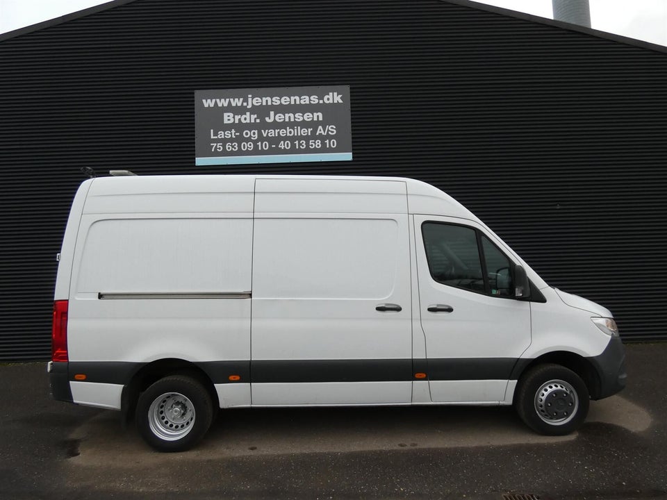 Mercedes Sprinter 516 2,2 CDi A2 Kassevogn RWD