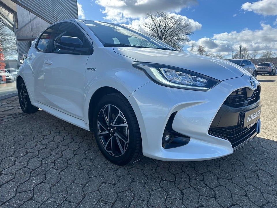 Toyota Yaris 1,5 Hybrid H3 Style e-CVT 5d
