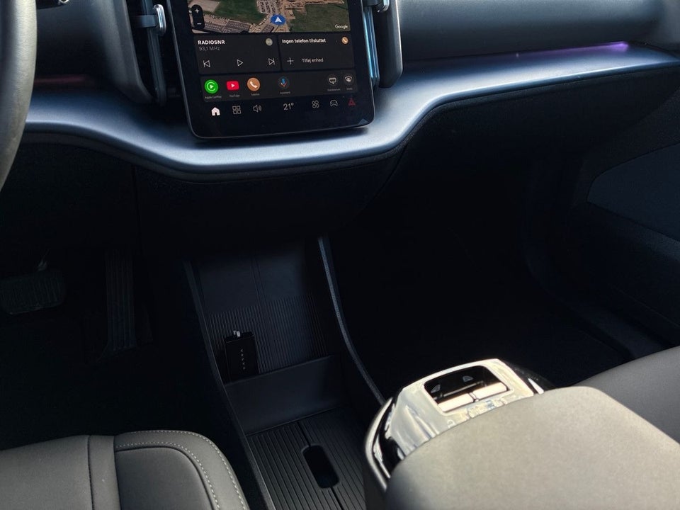 Volvo EX30 Extended Range Plus 5d