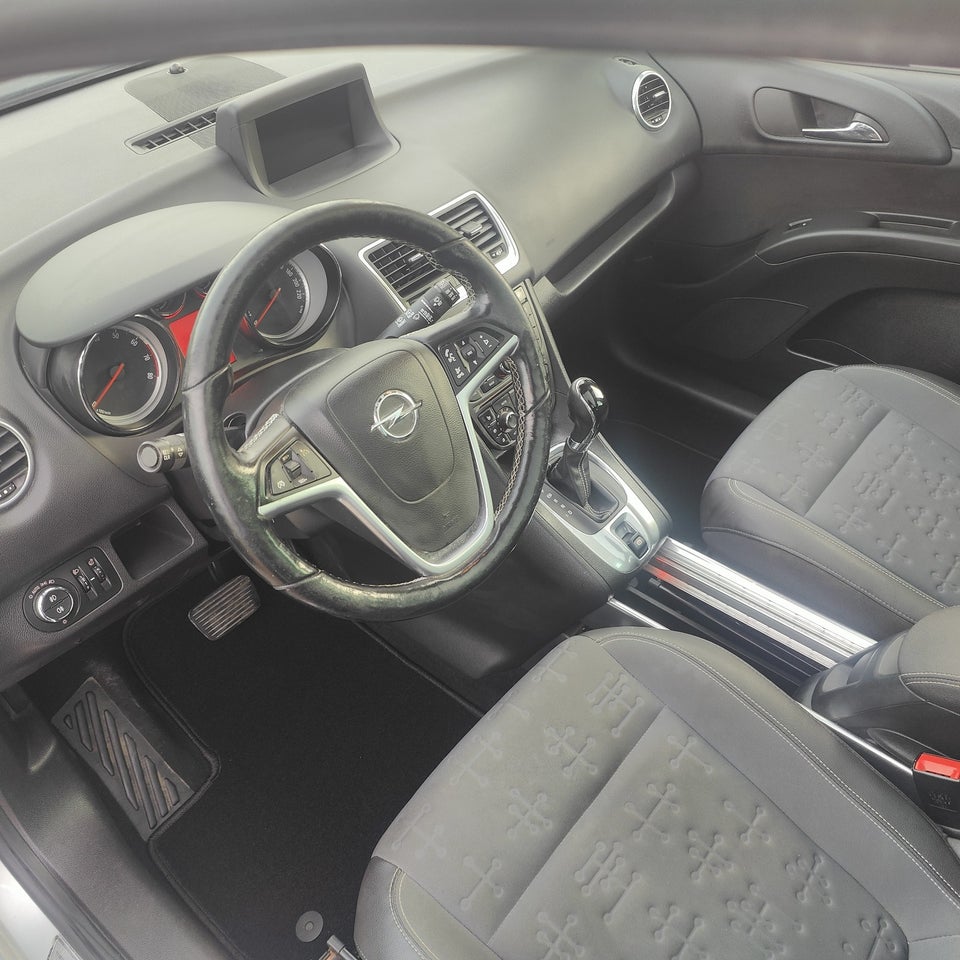 Opel Meriva 1,4 T 120 Cosmo aut. 5d
