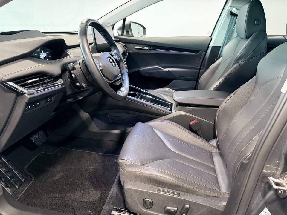 Skoda Enyaq 80 iV Suite 5d