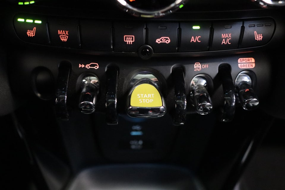 MINI Cooper SE Camden Edition 3d