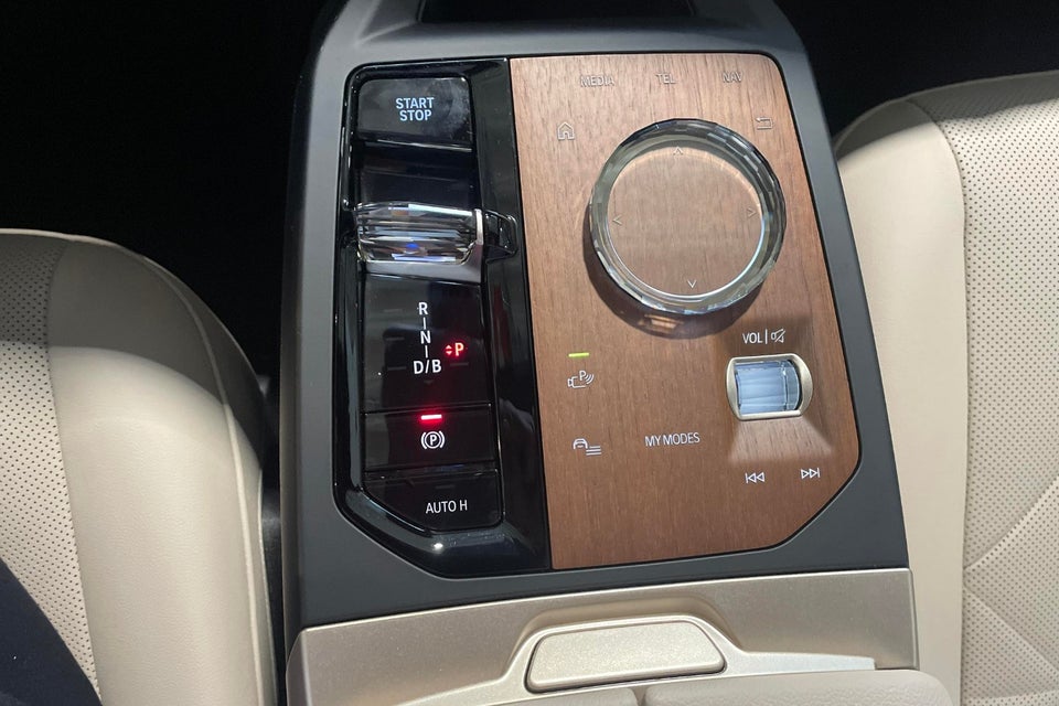 BMW iX xDrive50 Supercharged 5d