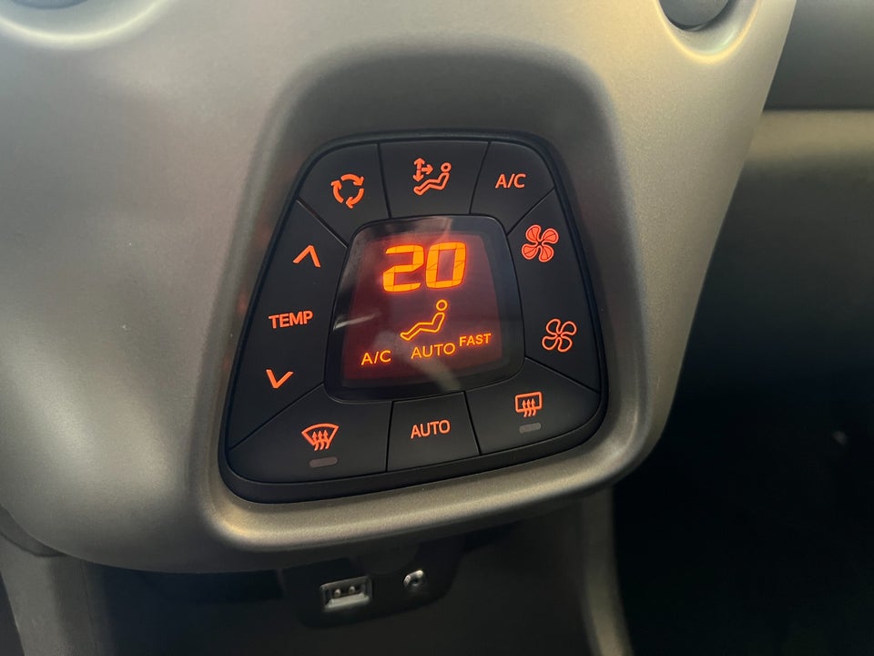 Toyota Aygo 1,0 VVT-i x-pression 5d