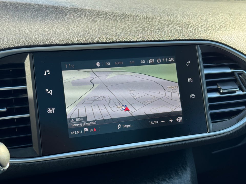 Peugeot 308 1,5 BlueHDi 130 Allure Sky SW 5d