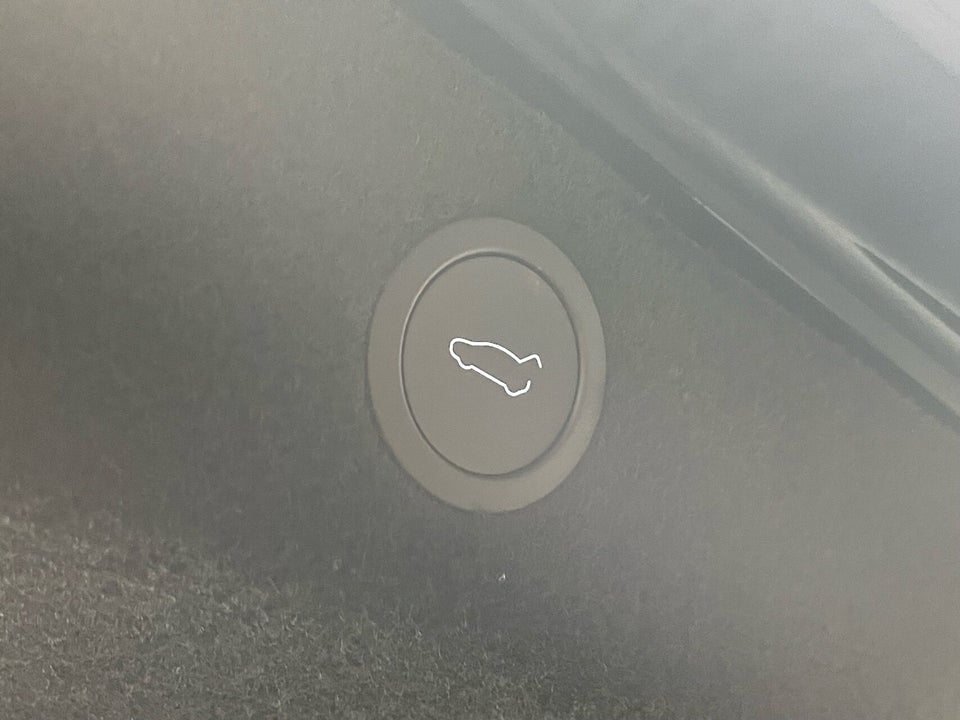 Tesla Model 3 RWD 4d