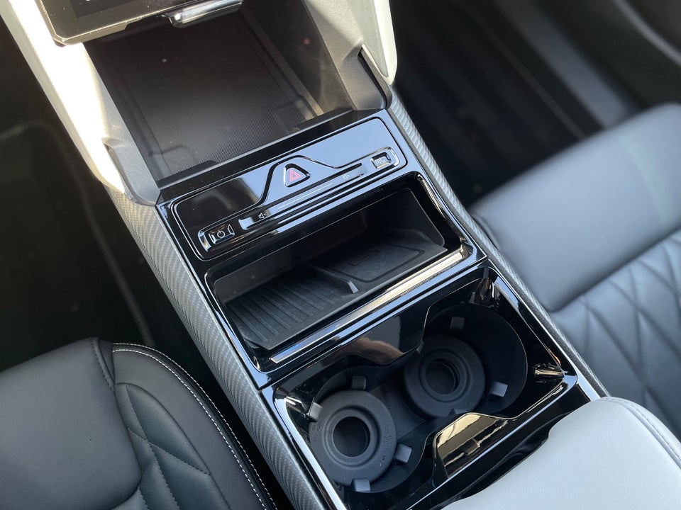 Ford Explorer 82 Premium Extended Range 5d