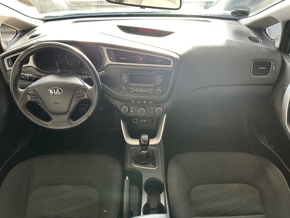 Kia Ceed 1,6 CRDi 136 Style 5d