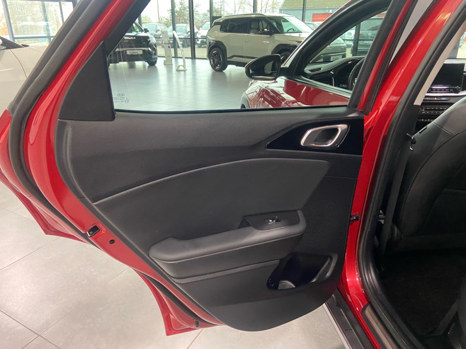 Kia XCeed 1,6 PHEV Upgrade Intro DCT 5d