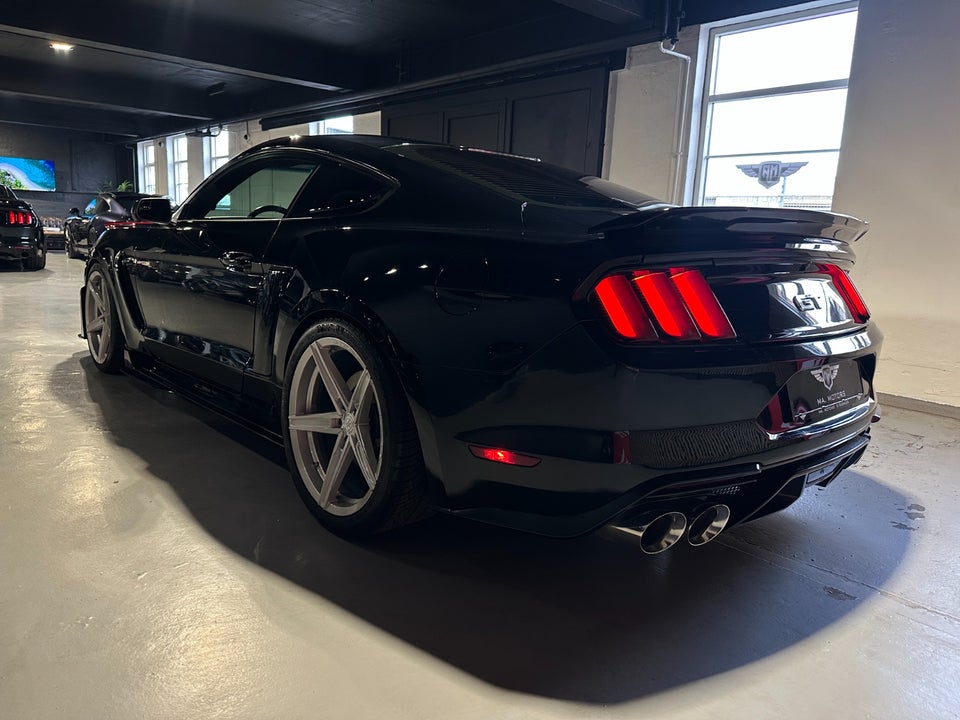 Ford Mustang 5,0 Shelby Coupé 2d