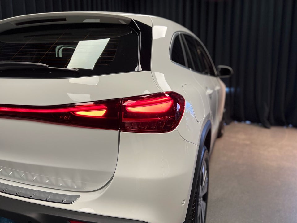Mercedes EQA250+ Progressive Advance 5d