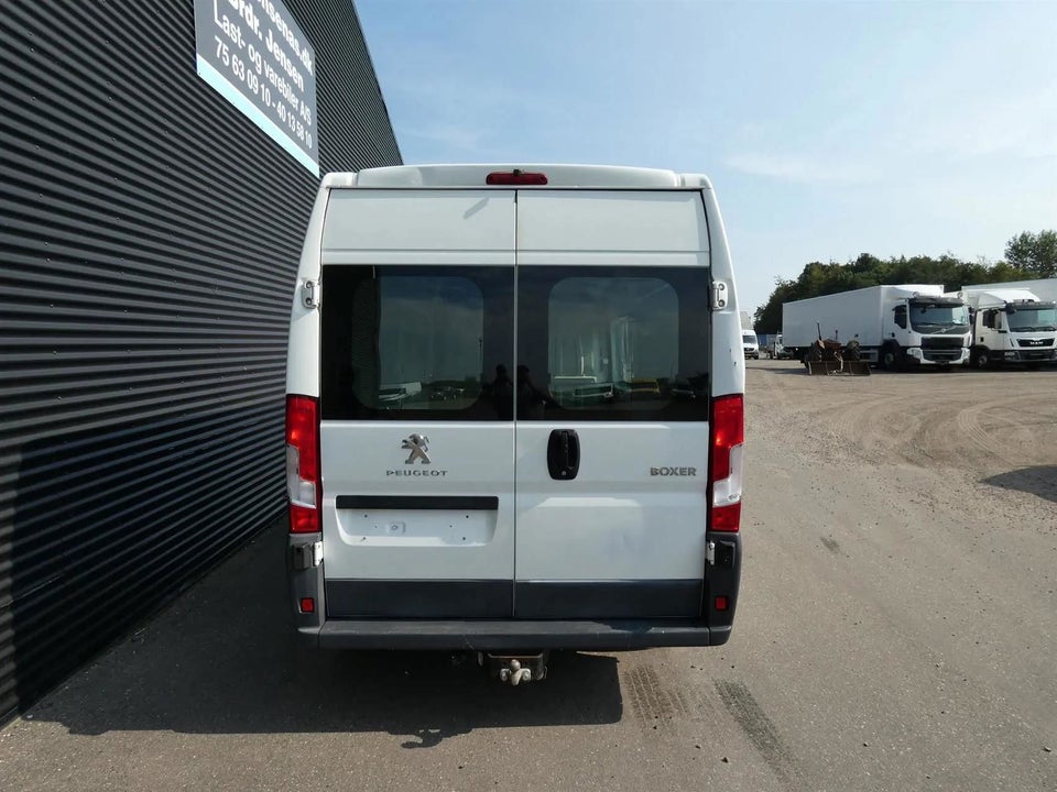 Peugeot Boxer 330 2,0 BlueHDi 130 L2H2 Premium