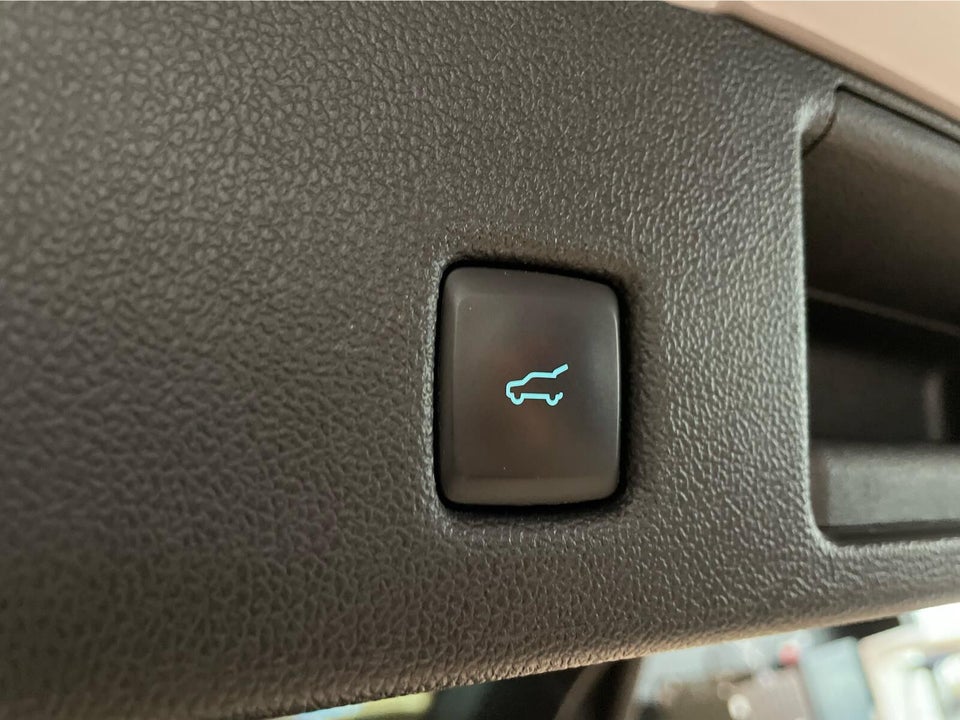 Ford Kuga 2,5 PHEV Graphite Tech CVT 5d