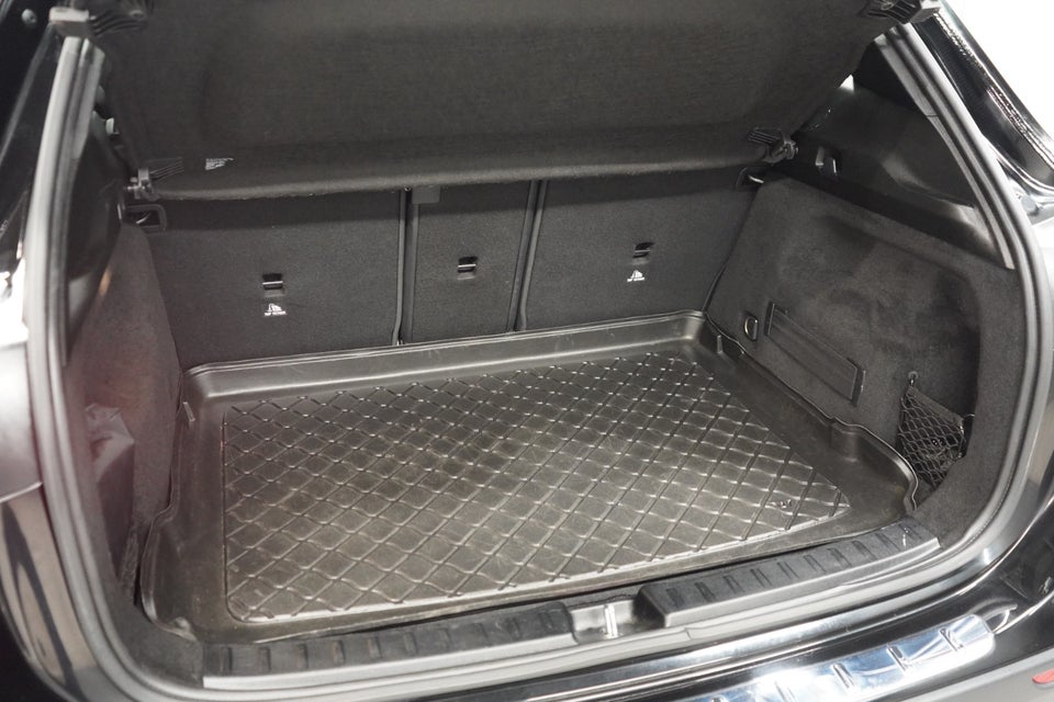 Mercedes GLA250 e 1,3 Progressive aut. 5d