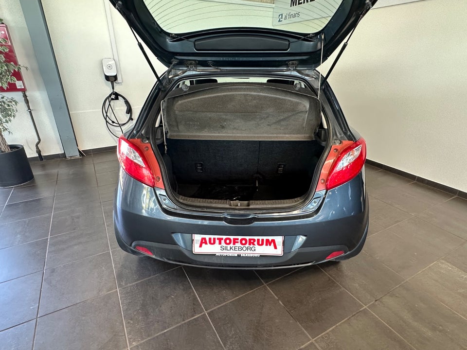 Mazda 2 1,3 Advance 5d