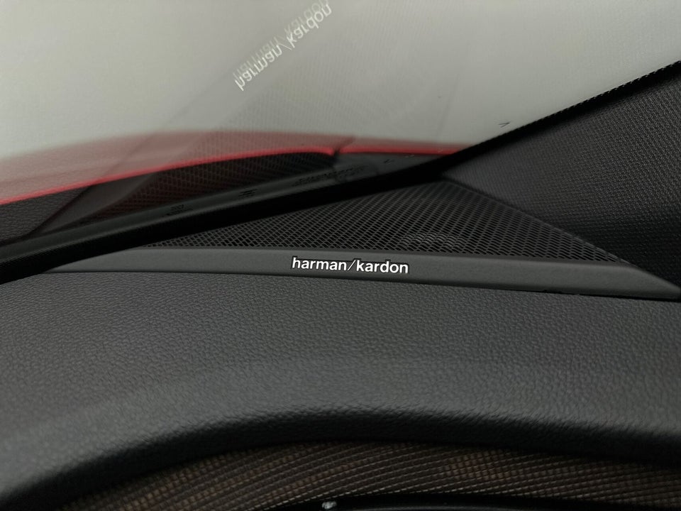 Renault Megane E-Tech 60 Iconic 5d