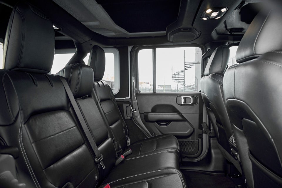 Jeep Wrangler Unlimited 2,0 T Overland Sky One aut. 4x4 4d