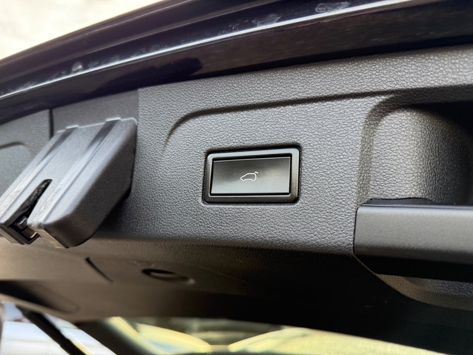 VW Touran 1,4 TSi 150 Highline 7prs 5d