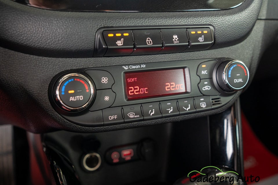 Kia Ceed 1,6 CRDi 136 Attraction SW DCT 5d