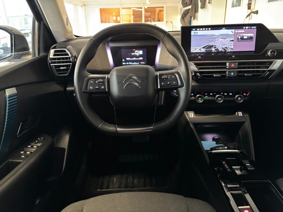 Citroën ë-C4 X 50 Shine 4d