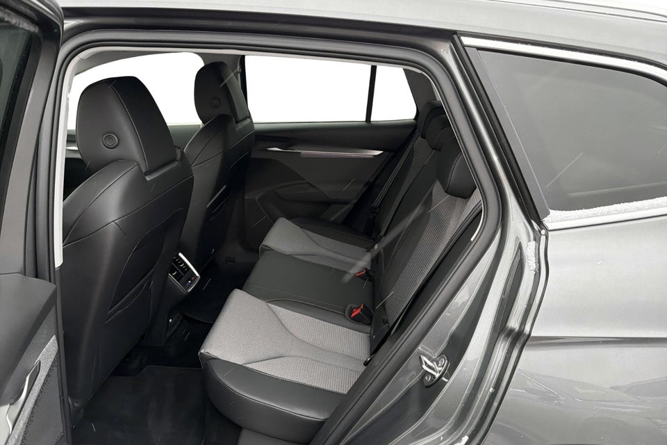 Skoda Enyaq 85 iV Loft 5d