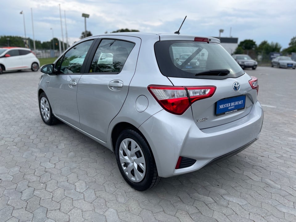 Toyota Yaris 1,5 Hybrid H2 e-CVT 5d