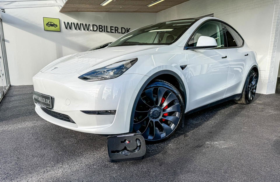 Tesla Model Y Performance AWD 5d