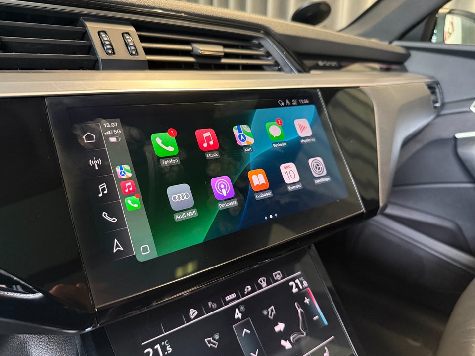 Audi e-tron 50 S-line Prestige Sportback quattro 5d