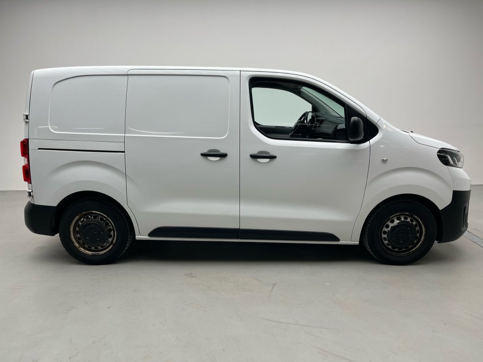 Toyota ProAce 1,6 D 95 Compact Base 5d