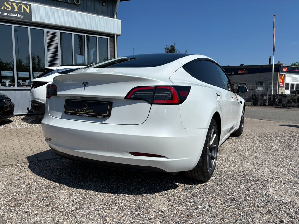 Tesla Model 3 RWD 4d