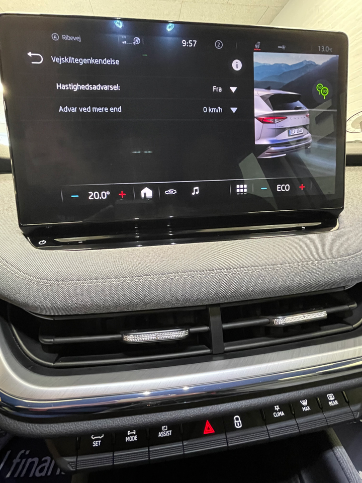 Skoda Enyaq 80 iV Loft 5d