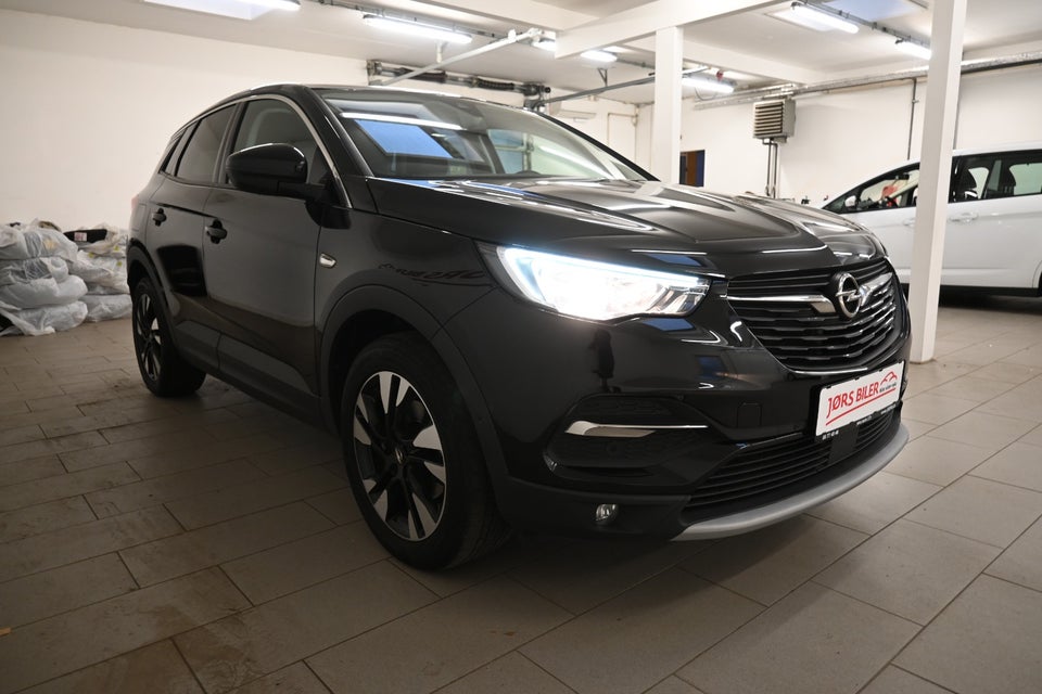 Opel Grandland X 1,2 T 130 Innovation aut. 5d