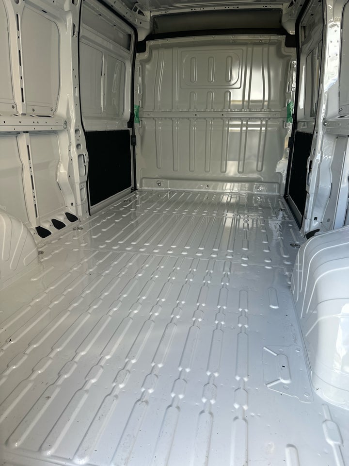 Fiat Ducato 35 Maxi 2,2 MJT 140 Kassevogn L3H2 Pro