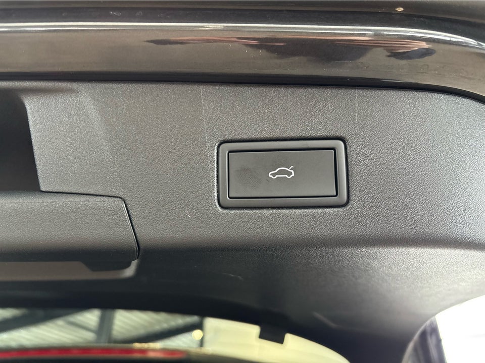 VW ID.4 77 Pro Performance Tech 5d