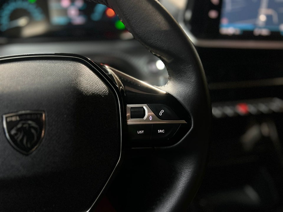 Peugeot e-208 50 Active Pack 5d