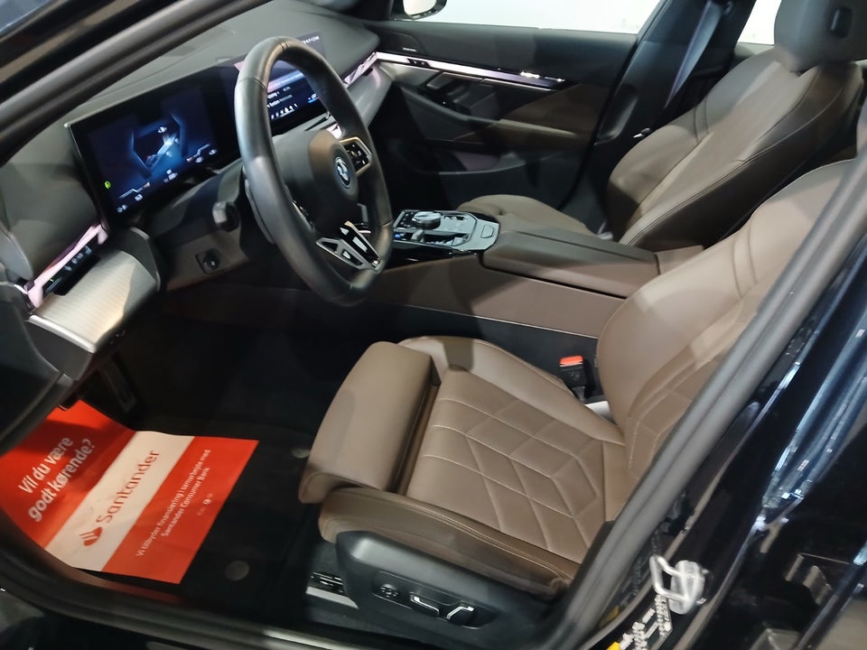 BMW i5 eDrive40 Touring Fully Charged 5d