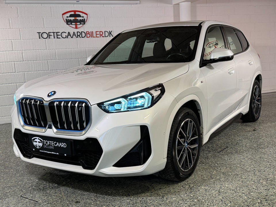 BMW iX1 xDrive30 M-Sport 5d