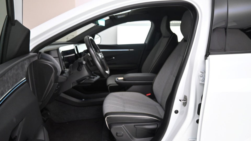 Renault Megane E-Tech 60 Techno 5d