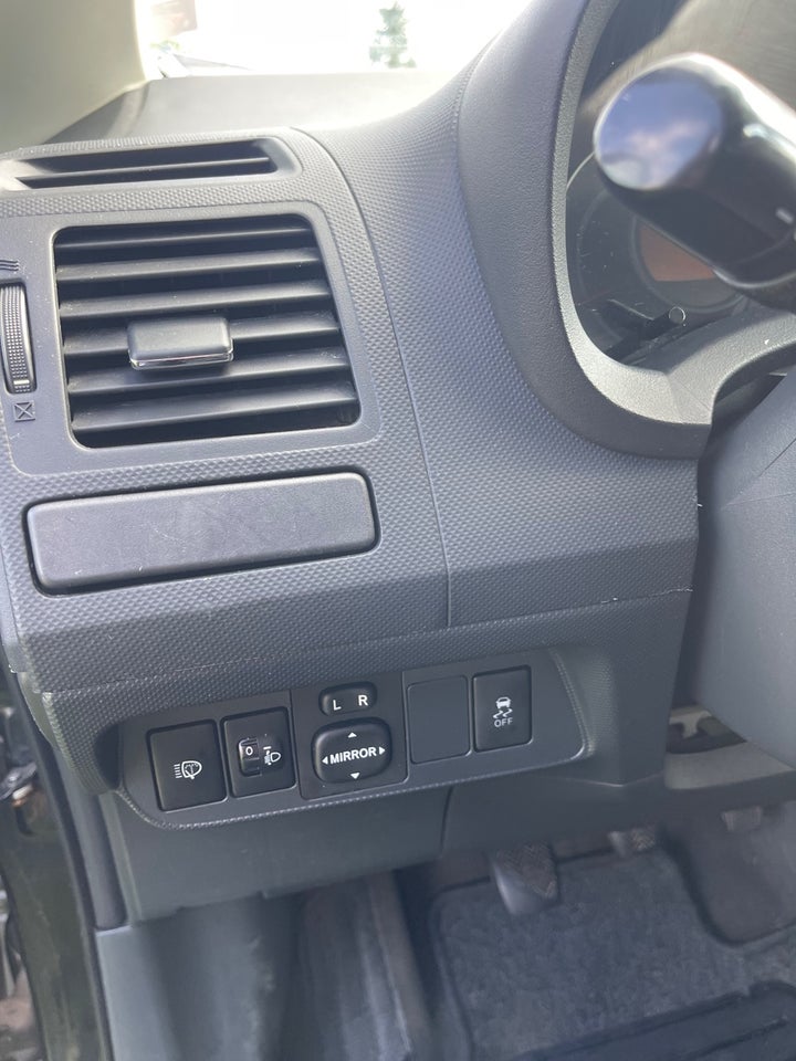 Toyota Auris 1,6 Luna 5d