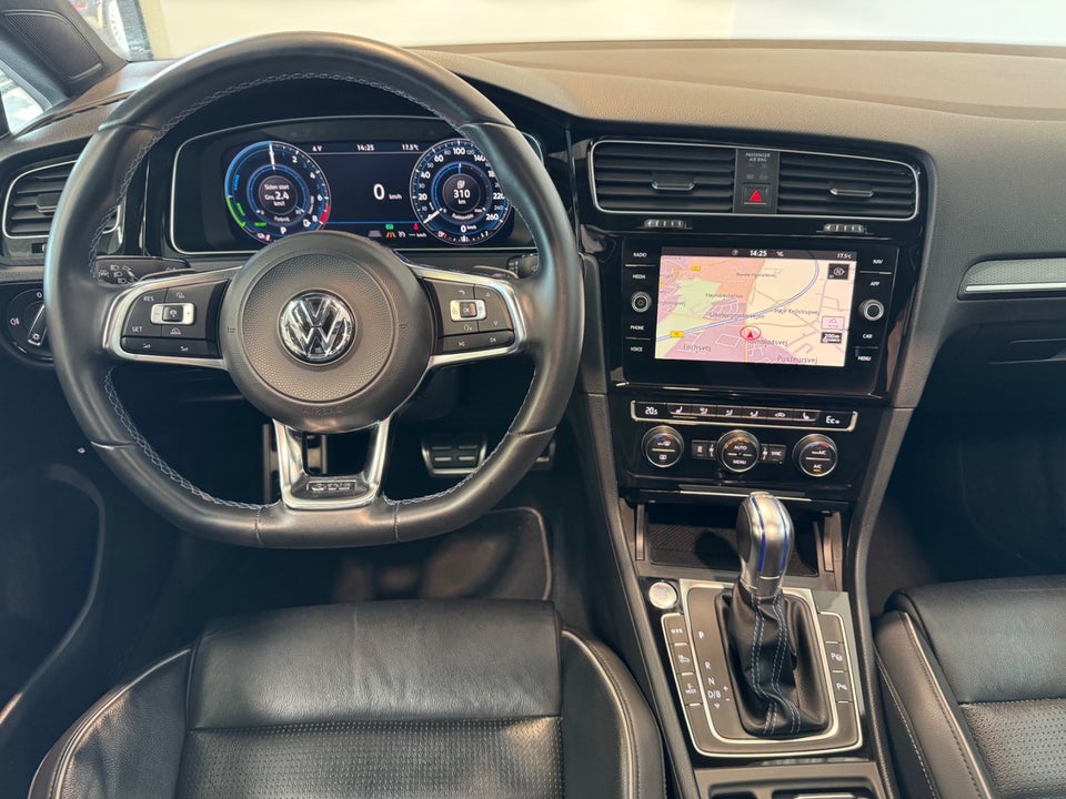 VW Golf VII 1,4 GTE DSG 5d