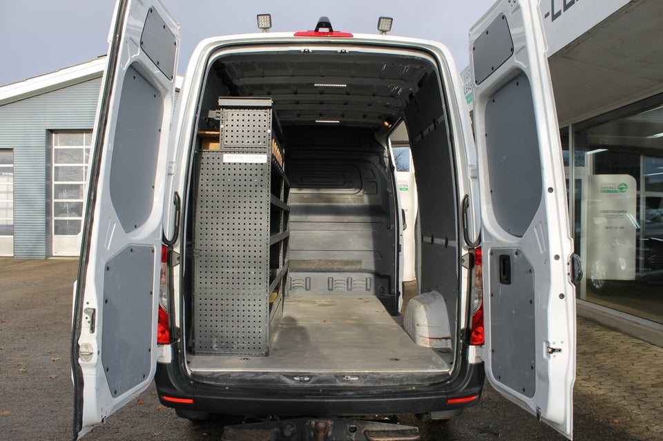 Mercedes Sprinter 314 2,2 CDi A2 Kassevogn aut. RWD