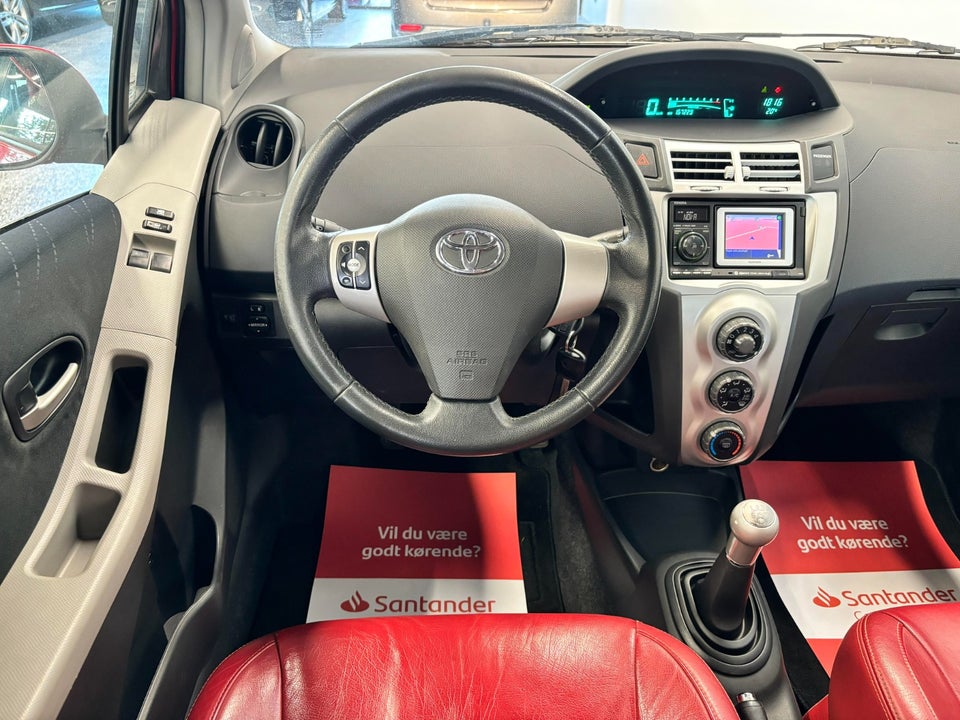 Toyota Yaris 1,3 Luna 5d