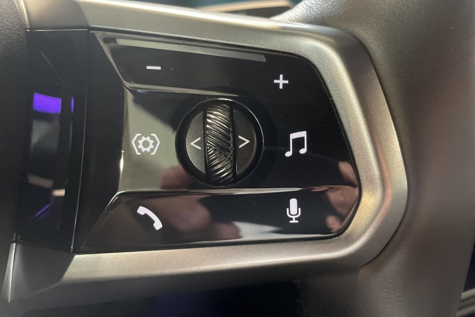 BMW i5 eDrive40 M-Sport 4d