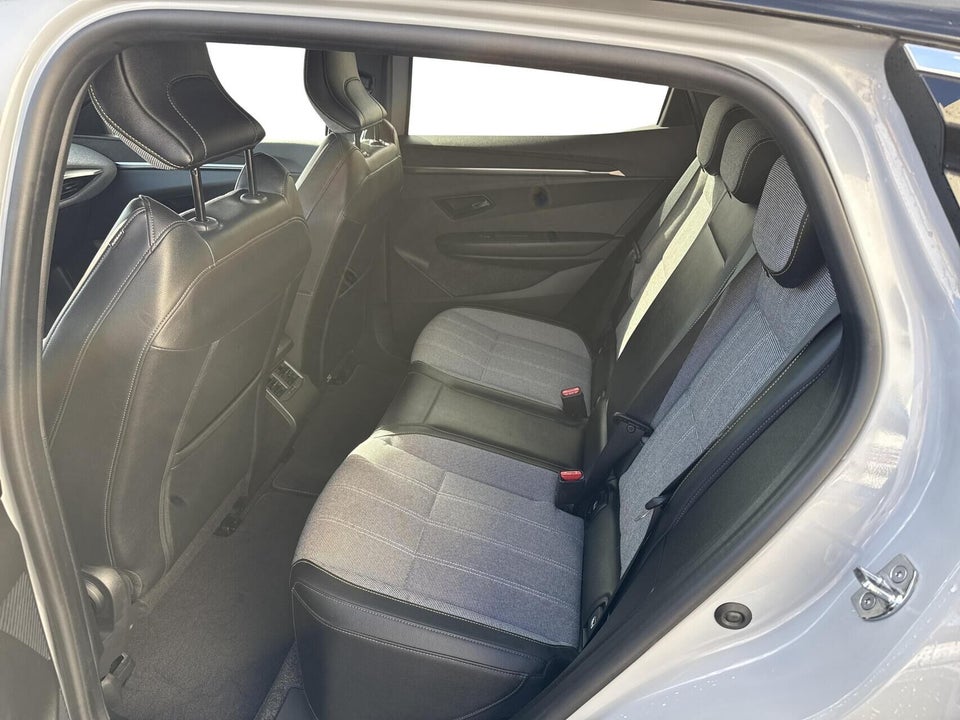 Renault Megane E-Tech 60 Techno 5d