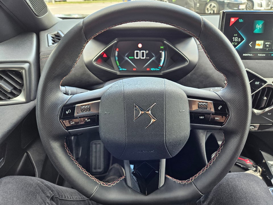 DS DS 3 CrossBack 50 E-Tense Performance Line Pack 5d