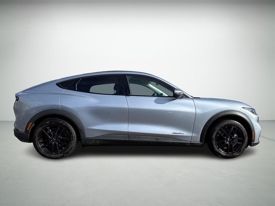 Ford Mustang Mach-E 70 Standard Range 5d