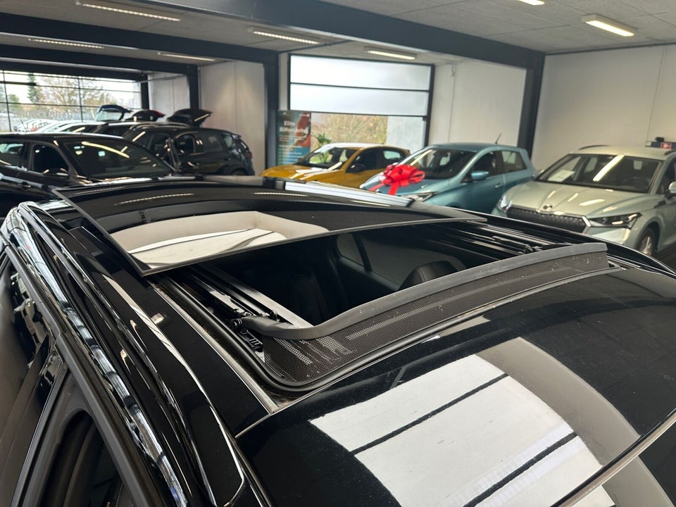 Peugeot e-2008 50 GT Sky 5d