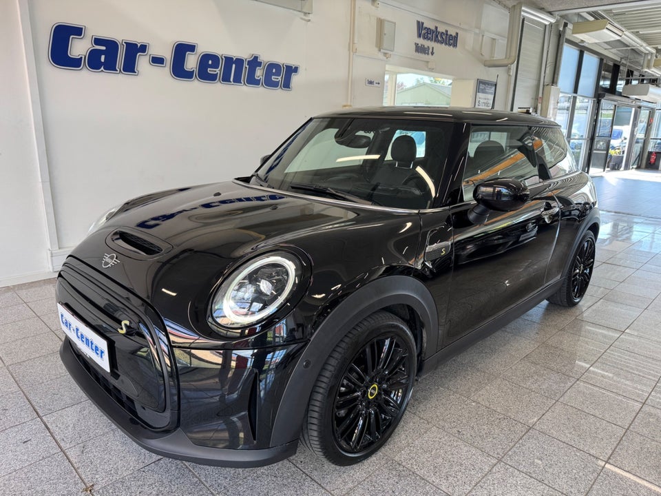 MINI Cooper SE Classic Trim 3d