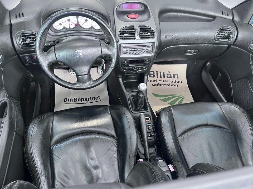 Peugeot 206 2,0 16V CC 2d